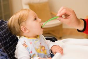 Nutrition of a child at 10 months: regimen, diet, tips, recipes