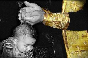 Когда и как крестить ребенка: традиции и обычаи